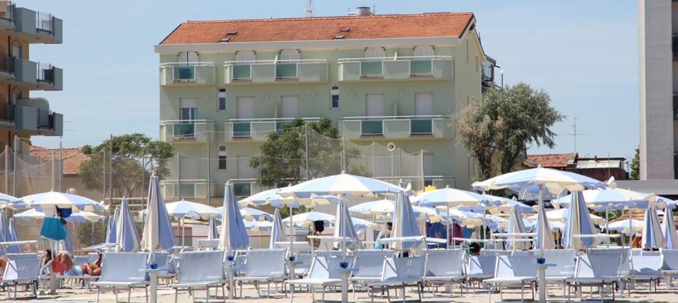 Hotel Rosati Rimini Bagian luar foto