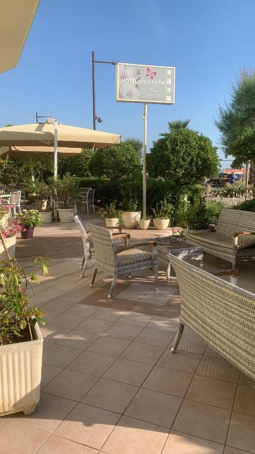 Hotel Rosati Rimini Bagian luar foto