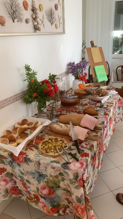 Hotel Rosati Rimini Bagian luar foto