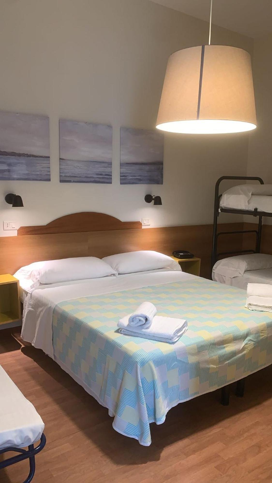 Hotel Rosati Rimini Bagian luar foto