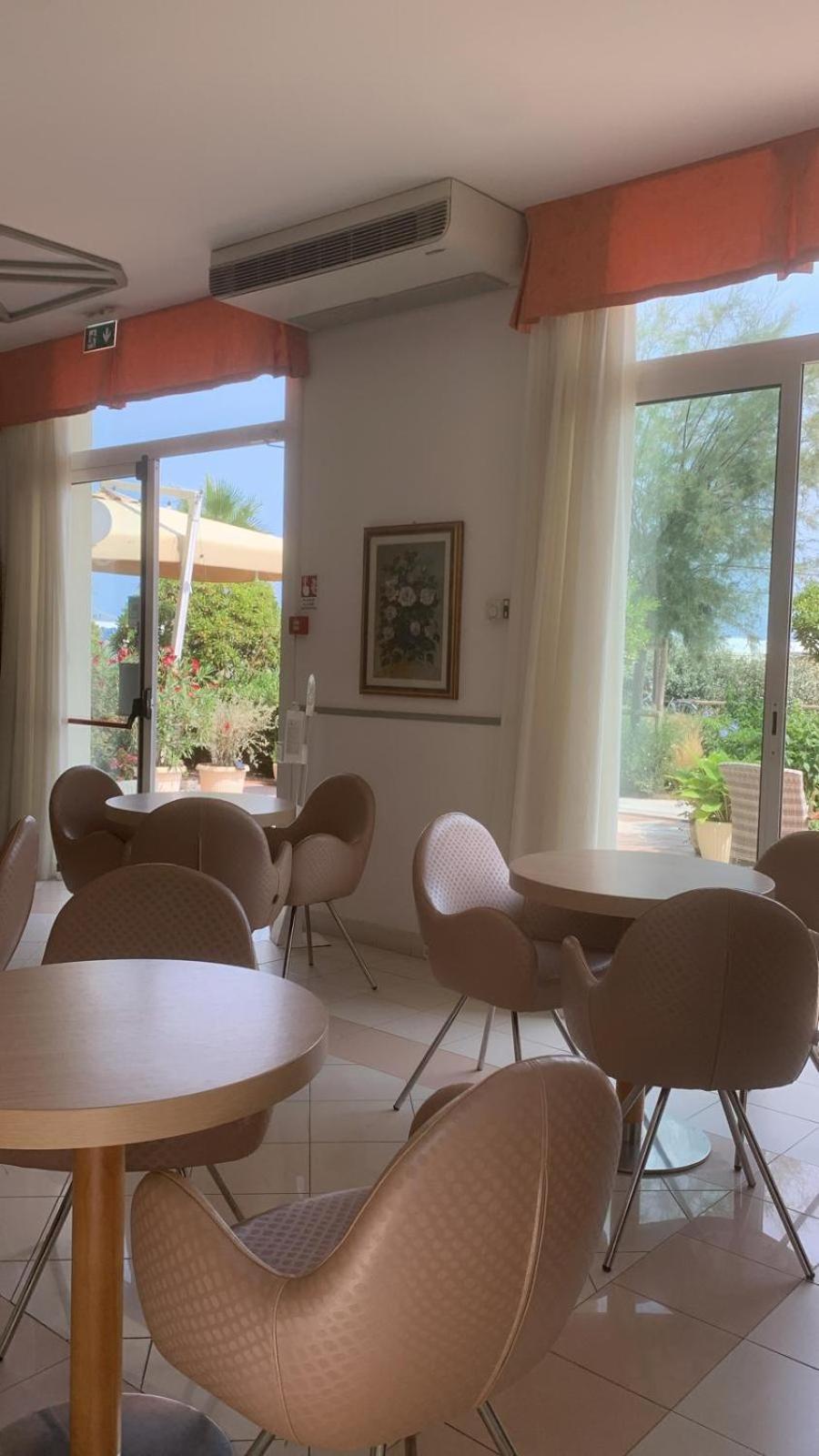 Hotel Rosati Rimini Bagian luar foto